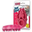 KONG ZoomGroom gummibørste til hund i farven raspberry med koniske gummidupper