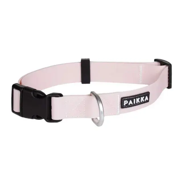 Paikka Glow Collar i lyserød med sort spænde og D-ring